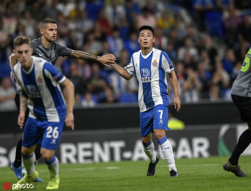 武磊4脚打门2射正！憾失空门