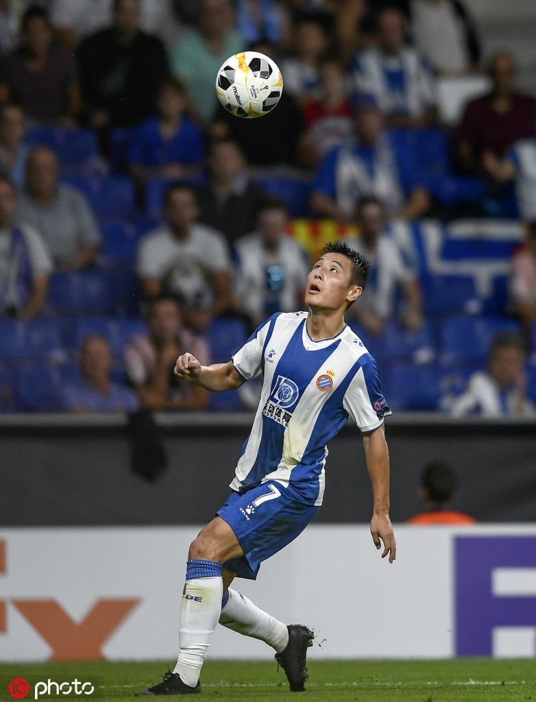 武磊4脚打门2射正！憾失空门