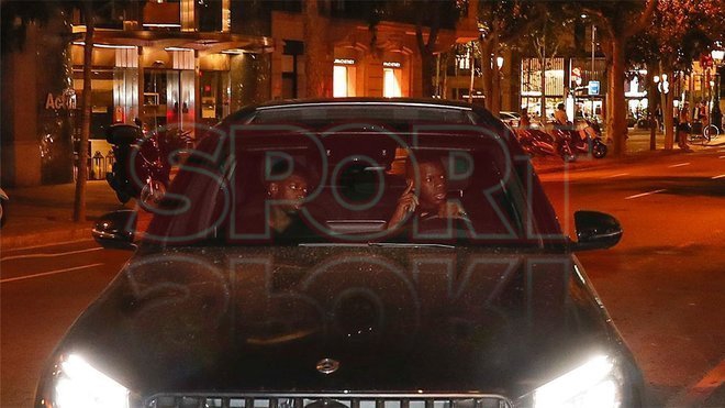 巴萨团建聚餐！梅西带头组织