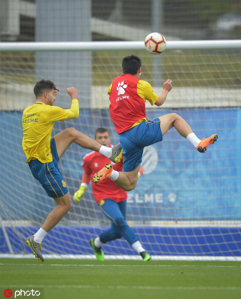 武磊训练！带球射门样样抢眼