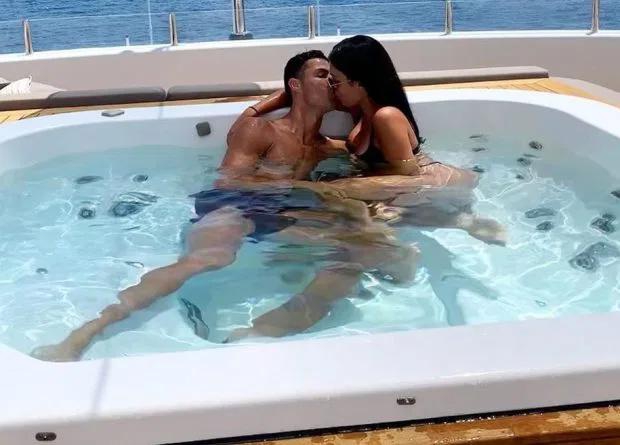 太阳报曝C罗情史:美女名媛云集