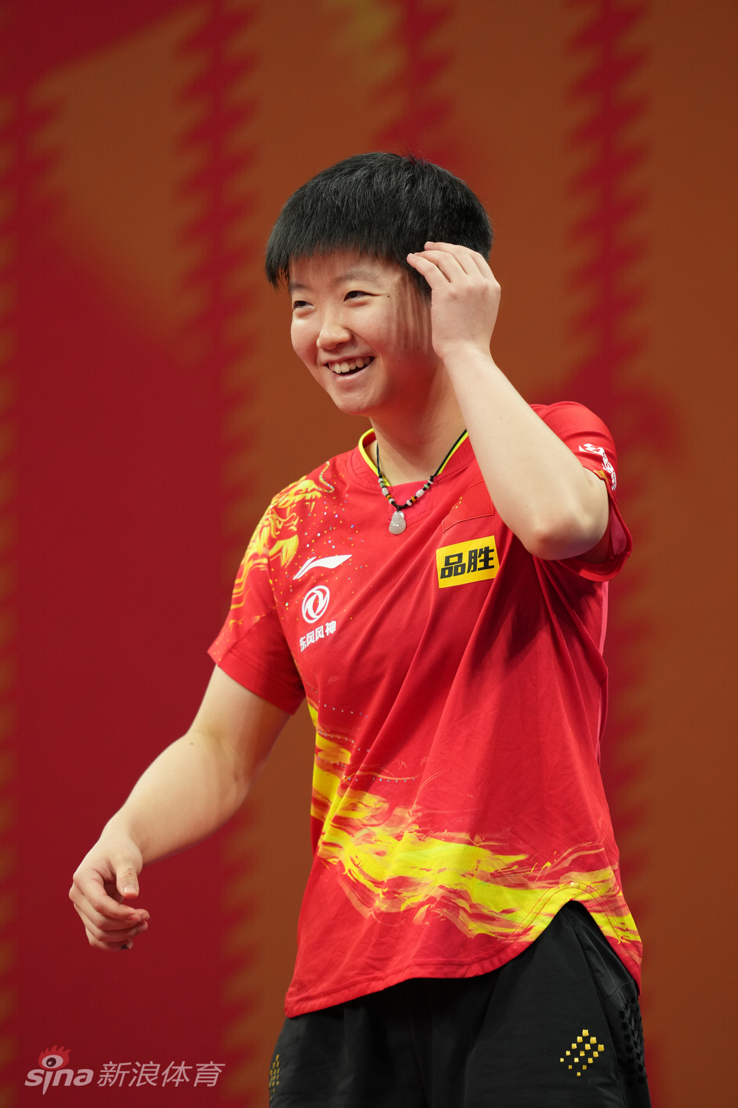 世乒赛中国女队3比0加拿大