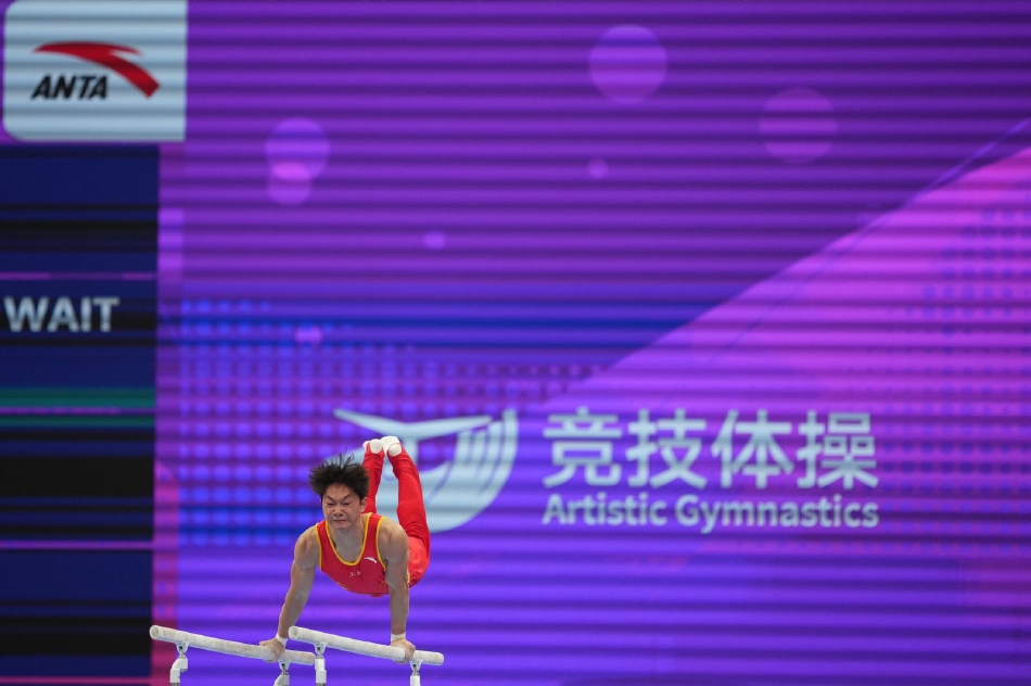 全国体操锦标赛男子资格赛进行