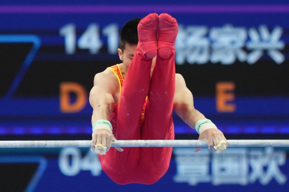 全国体操锦标赛男子资格赛进行