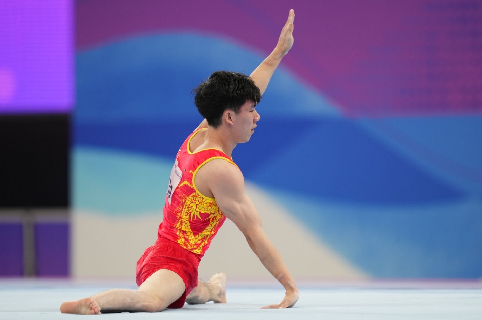 全国体操锦标赛男子资格赛进行