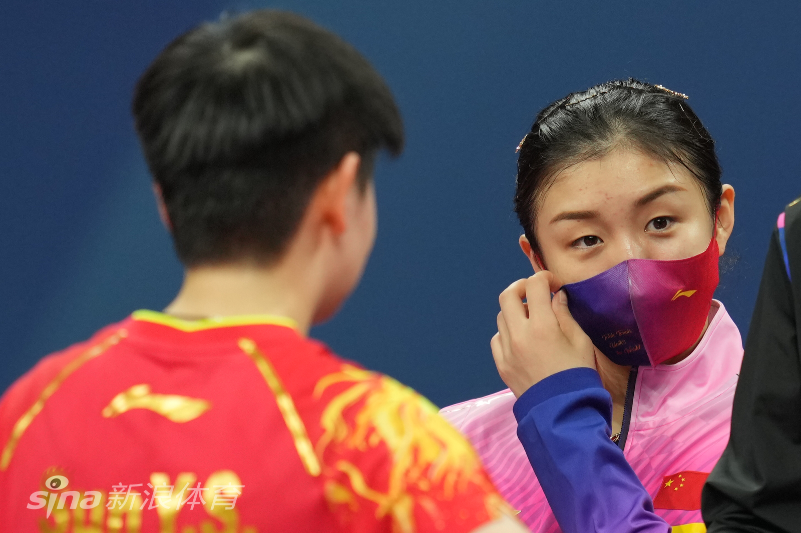 世乒赛中国女队3比0加拿大