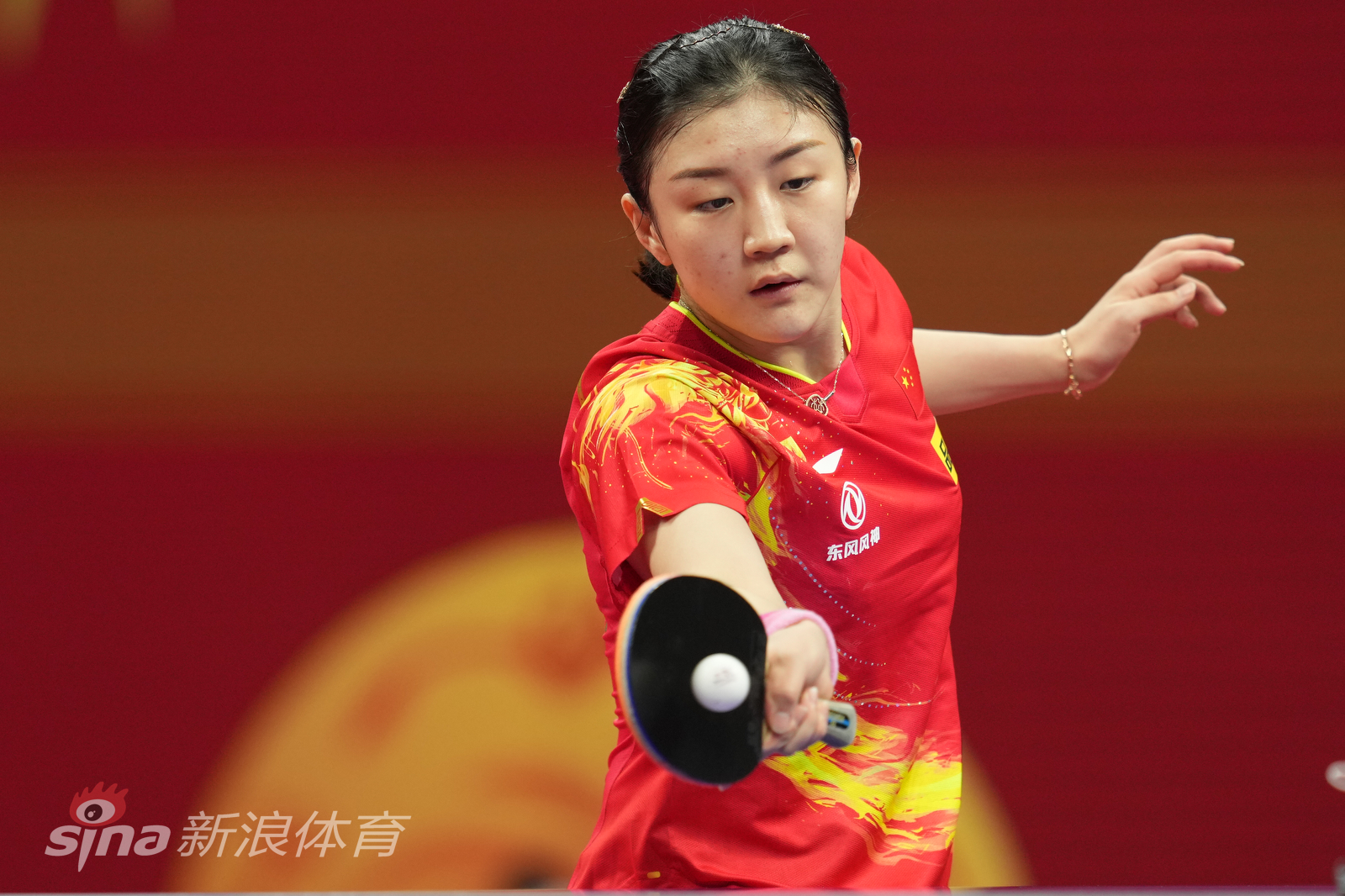 世乒赛中国女队3比0加拿大