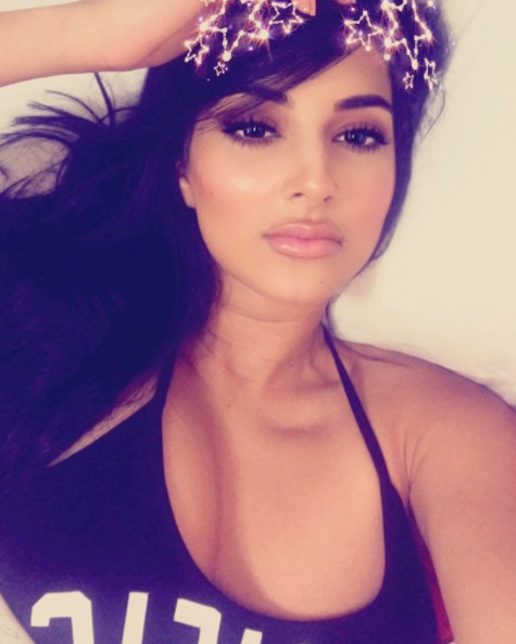 名将女友魔鬼身材 神似卡戴珊