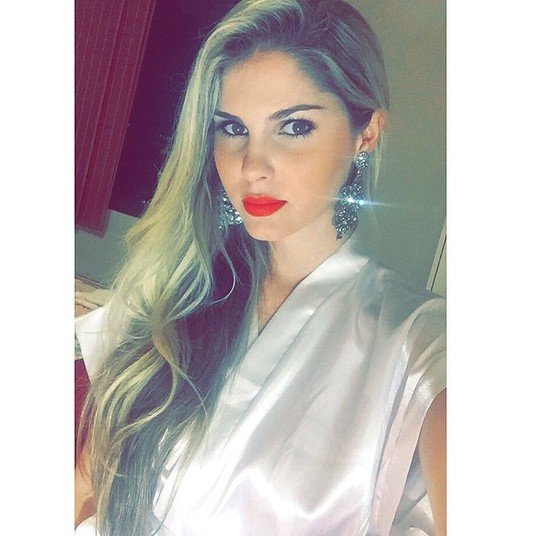 巴西最美模特！容颜魅惑众生