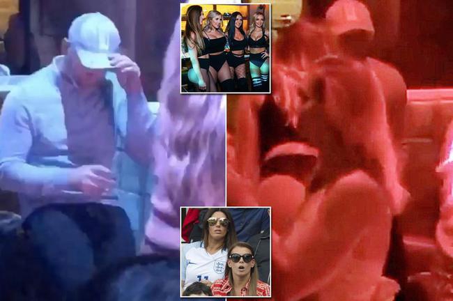 鲁尼夜店喝酒一群美女环绕