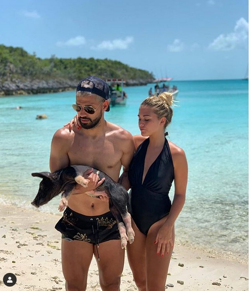 阿圭罗艳福!新女友靓丽又性感