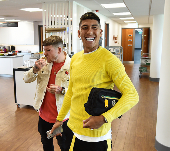 利物浦众将下厨 这才你敢吃吗？