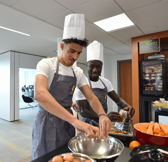 利物浦众将下厨 这才你敢吃吗？