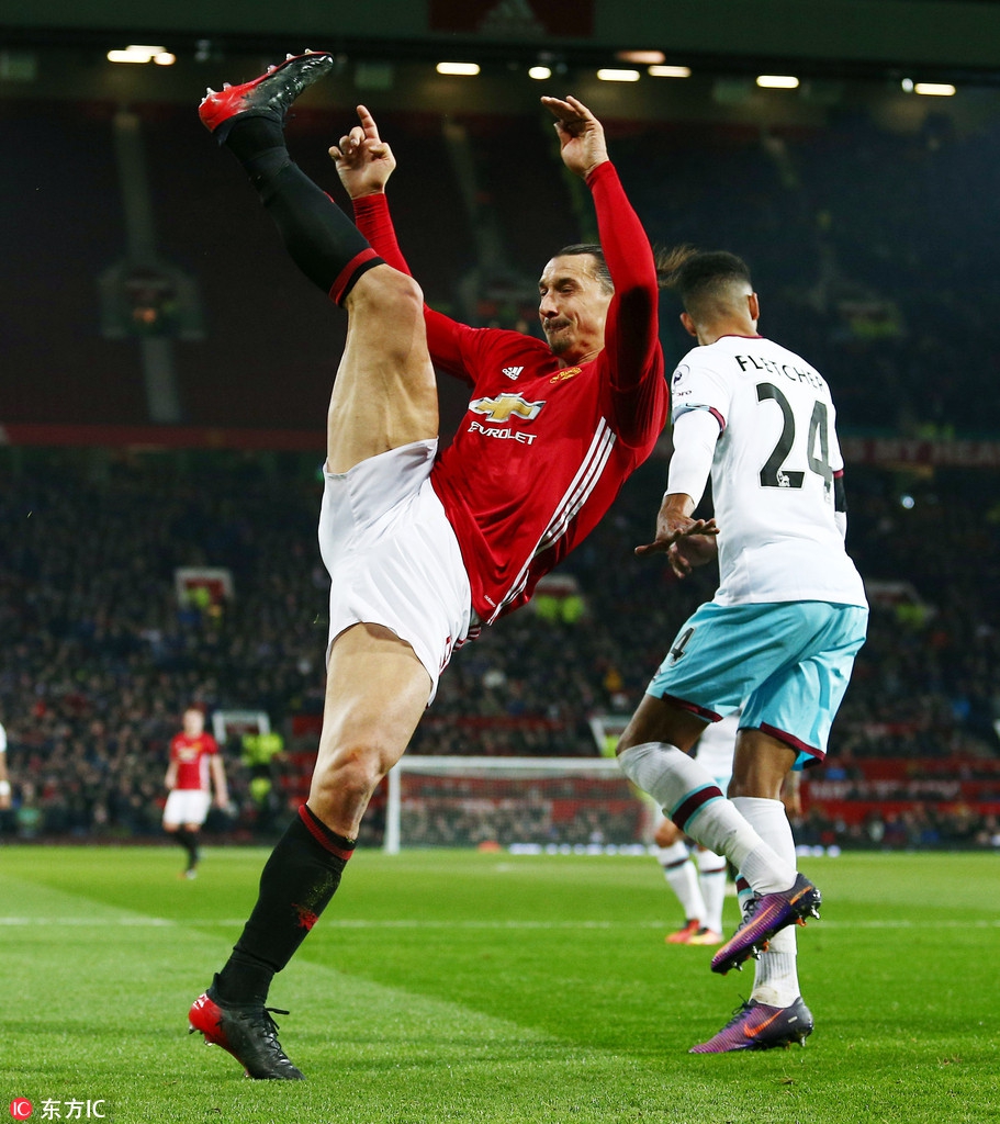 盘点足坛10大粗腿――伊布