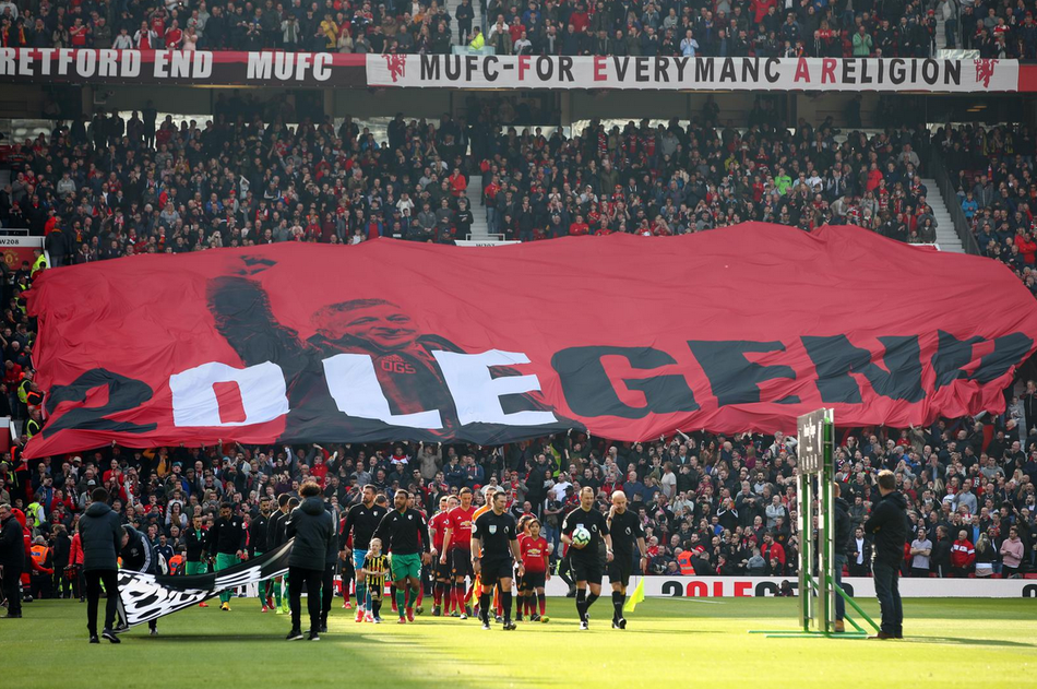 曼联官方40张照片回顾赛季