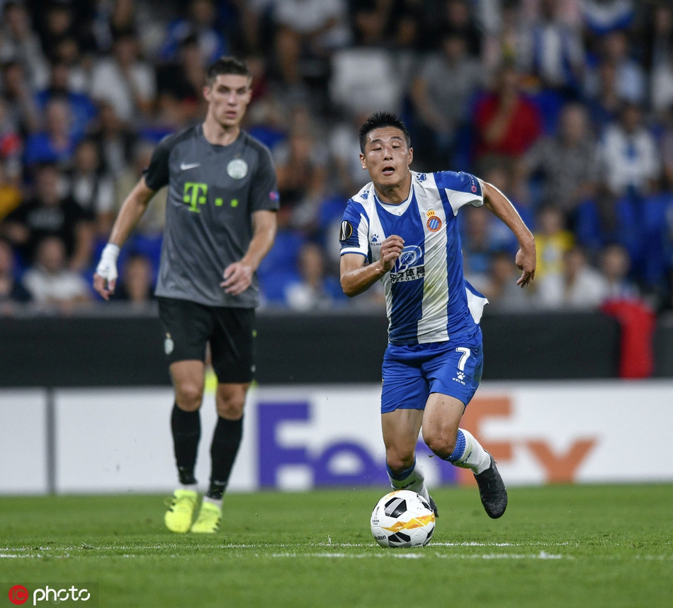 武磊4脚打门2射正！憾失空门