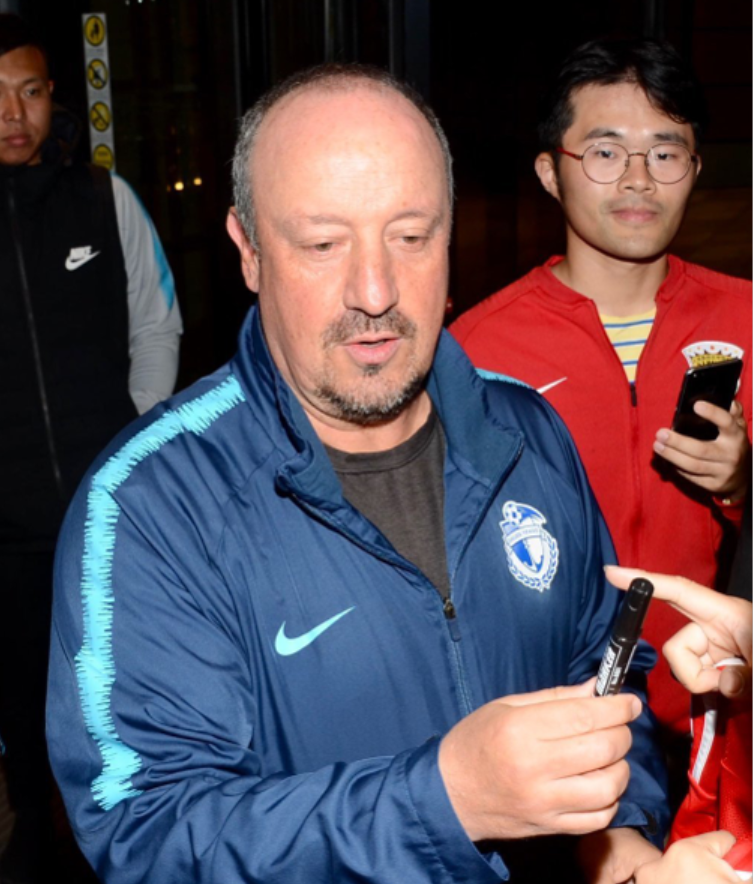 足坛主帅年薪榜：穆帅世界第二