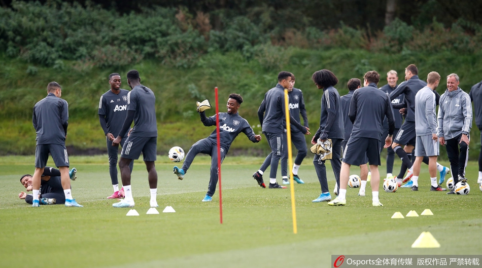 曼联备战欧联!索帅喜笑颜开