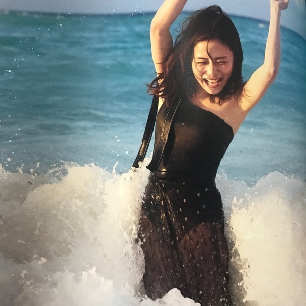 日本高颜值女神恋上皇马新星