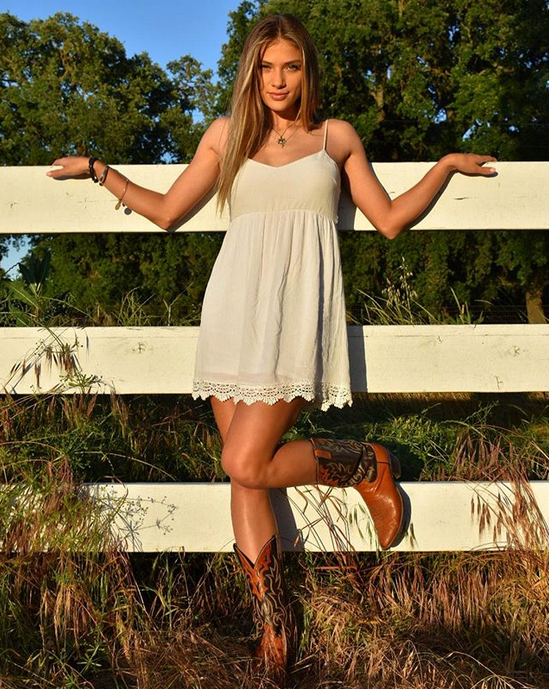 阿森纳悍将约会清纯美女