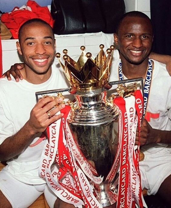 岁月啊！亨利和维埃拉教练对决