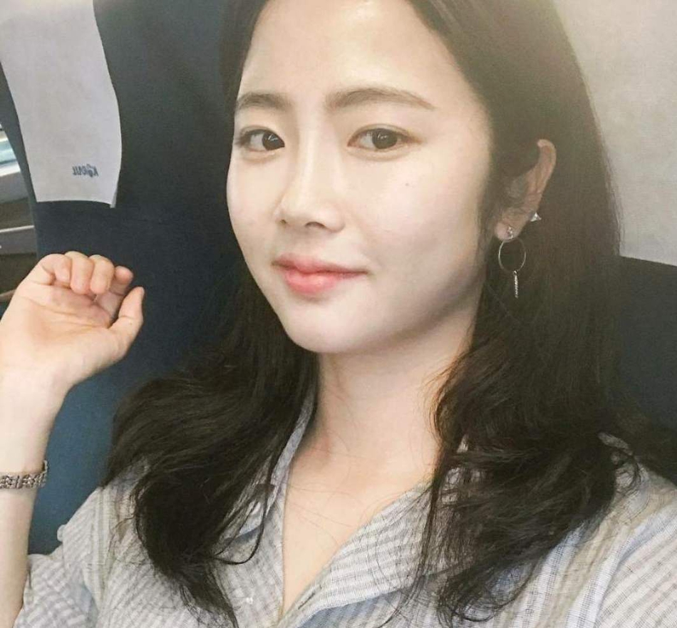 韩国最美足球女神!国脚也仙颜