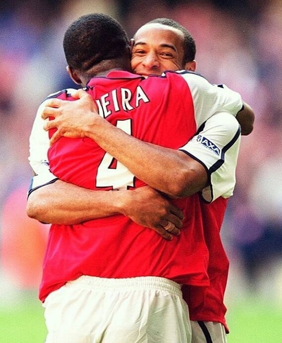 岁月啊！亨利和维埃拉教练对决