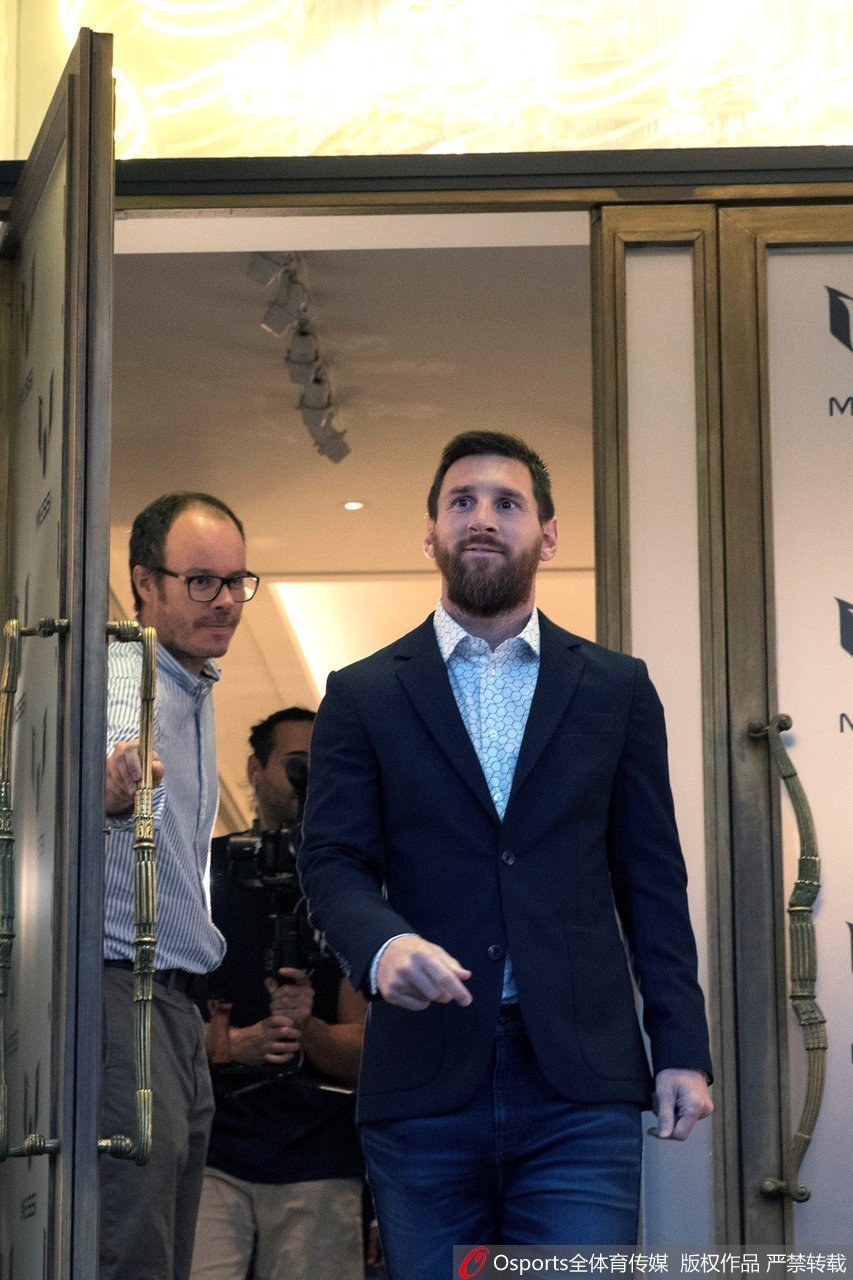 梅西推个人服装品牌！亲自宣传