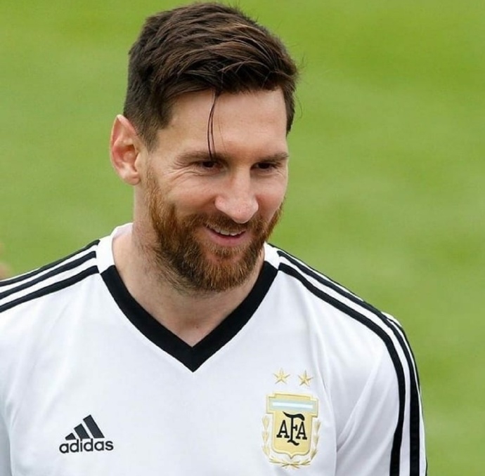 阿根廷训练！梅西阿圭罗玩嗨