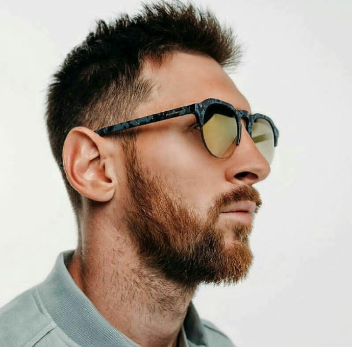 帅！梅西10张适合当头像的照片