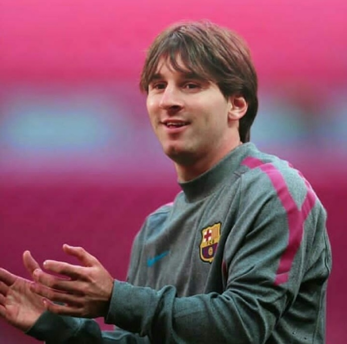 帅！梅西10张适合当头像的照片