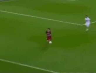 看发怒的梅西 如何硬刚对手！