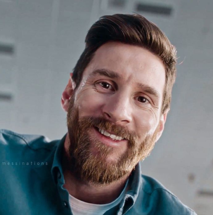 帅！梅西10张适合当头像的照片