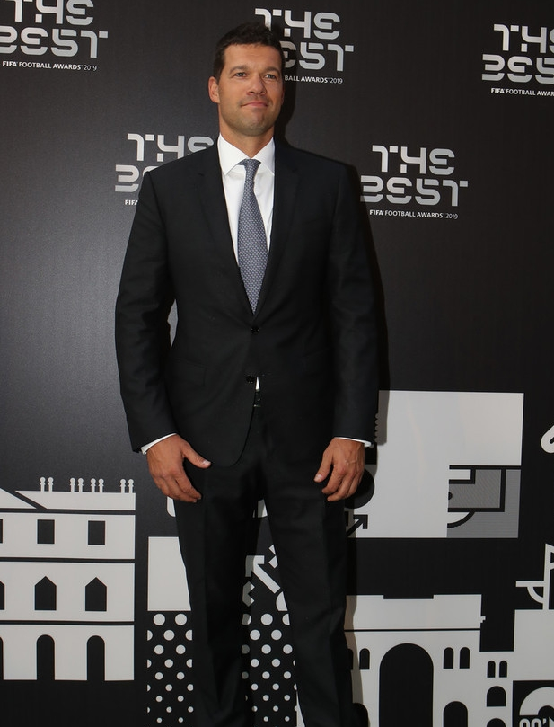 穆帅出席FIFA颁奖礼!情商爆表