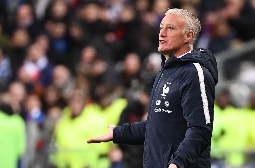 得票一览！梅西C罗国足队长投谁