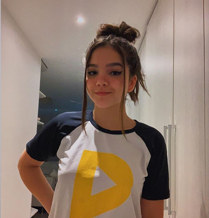 英超名将恋萝莉!女友年仅15岁