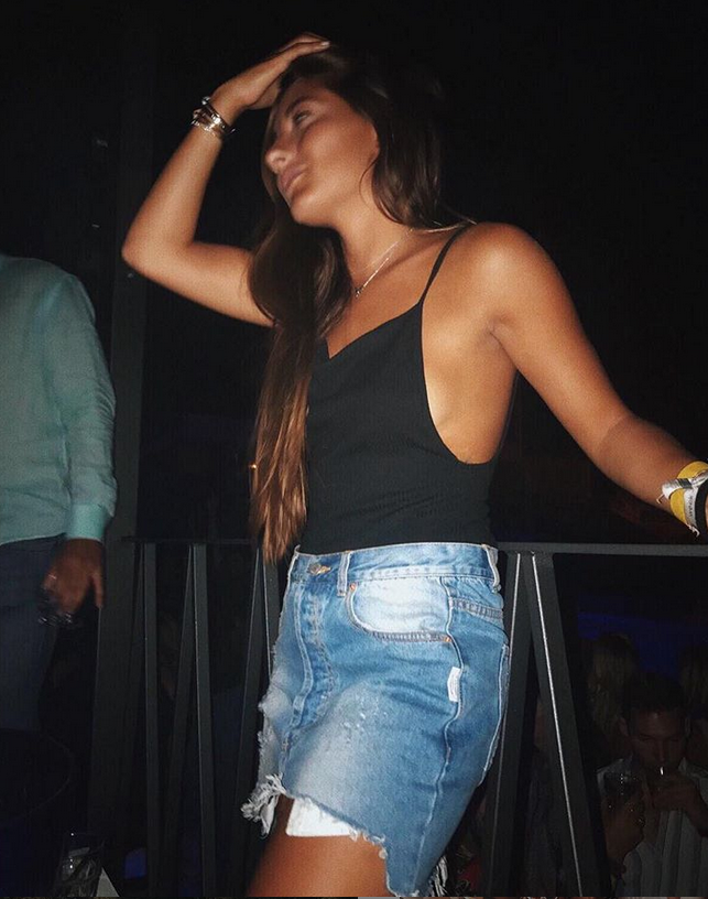 穆帅21岁女儿长大了！情史丰富