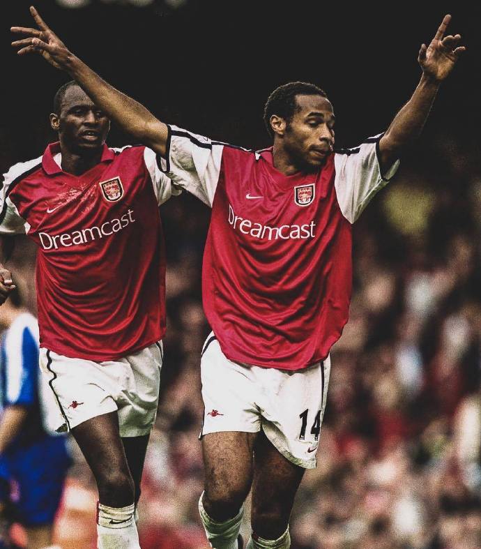 岁月啊！亨利和维埃拉教练对决