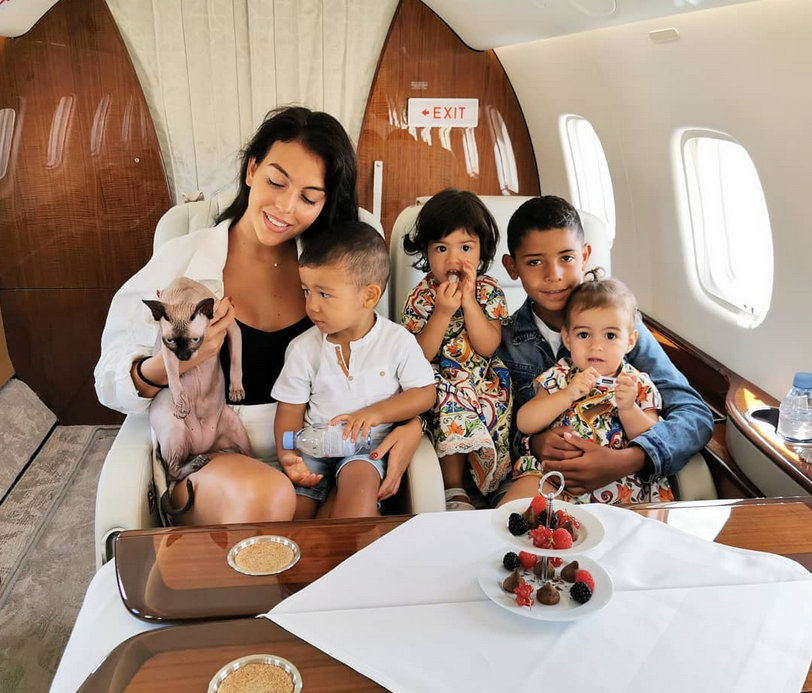 曝C罗已和乔治娜秘密结婚