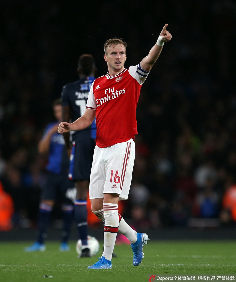 [联赛杯]新援两球 阿森纳5-0