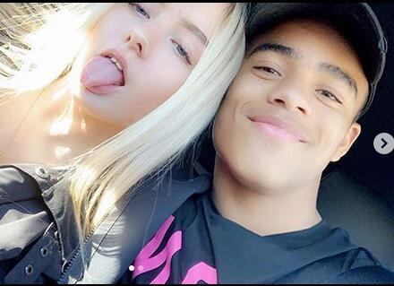 曼联妖王小女友曝光！身材魔鬼