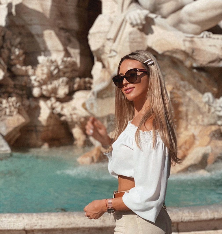 美！太美！国米悍将拥仙颜女友