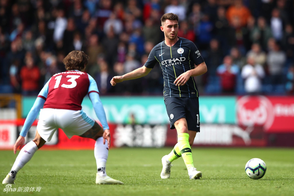 落选年度最佳11人阵:红军双王