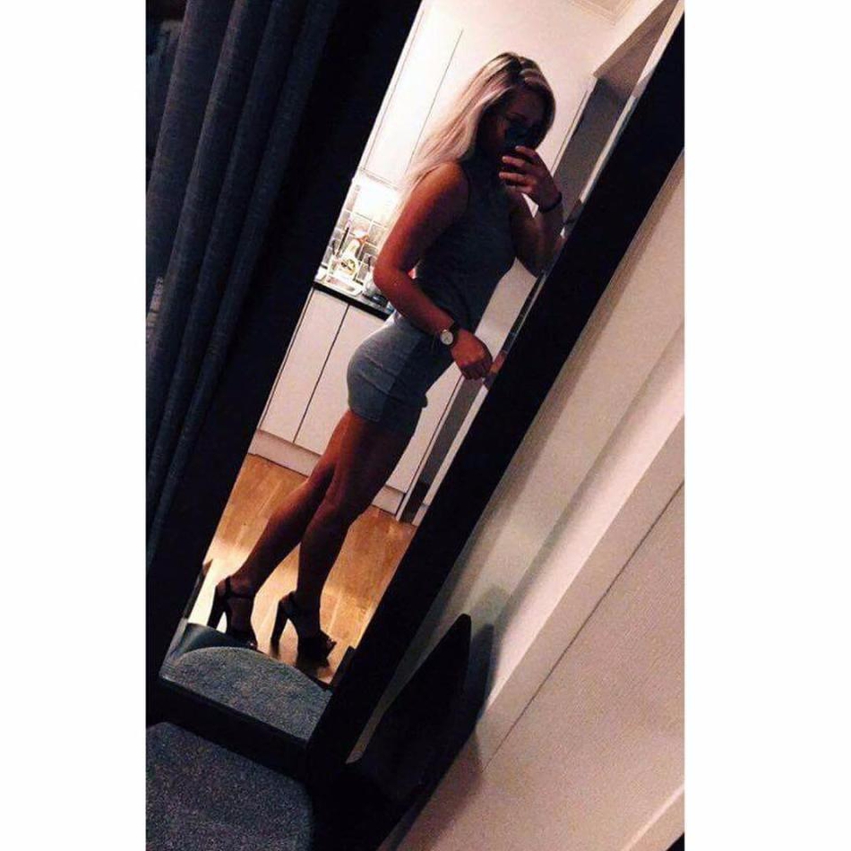 英超太太团加入女神级美女