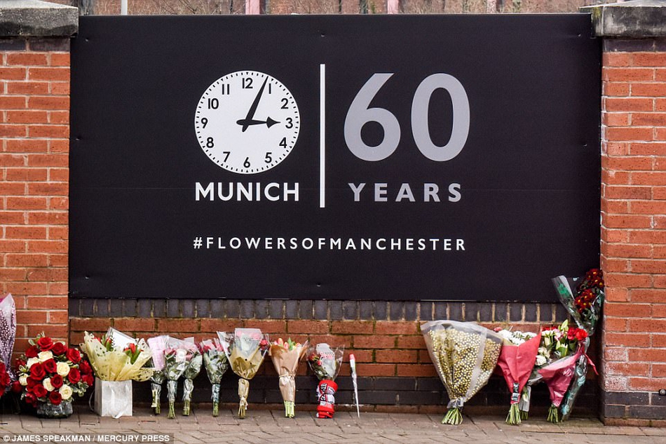 穆帅爵爷领群星悼念慕尼黑空难