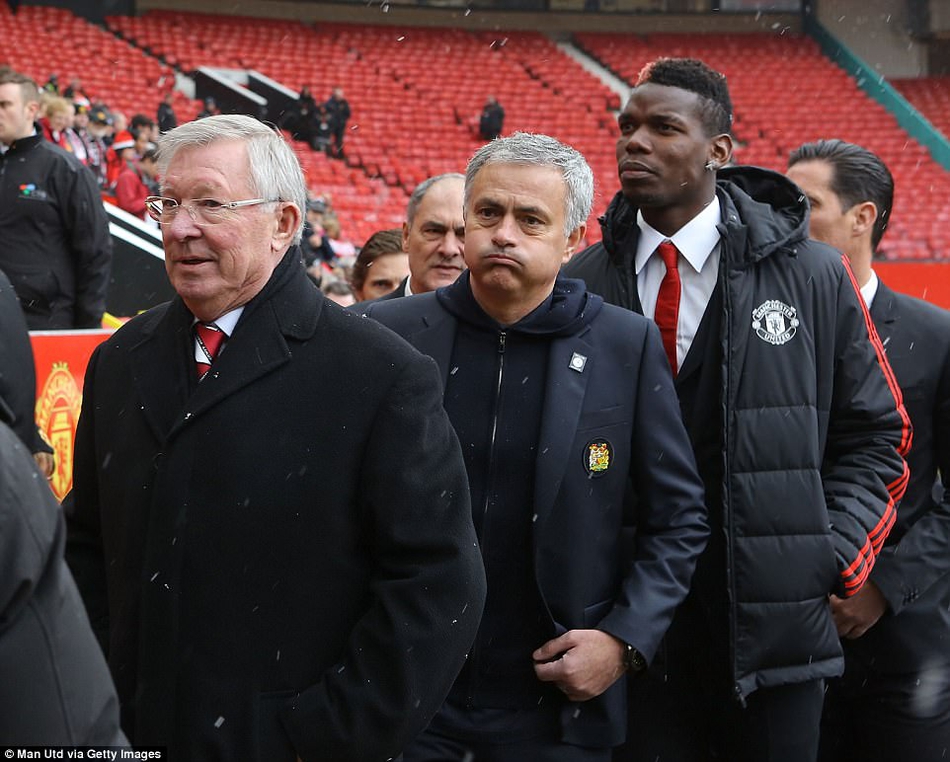 穆帅爵爷领群星悼念慕尼黑空难