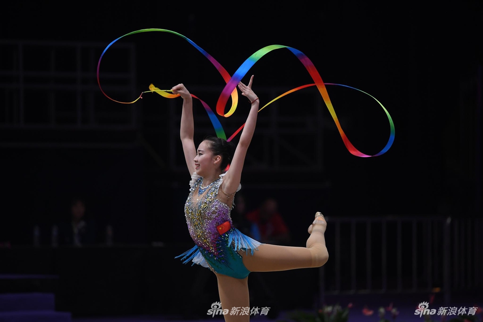 新浪直击亚运会艺术体操团体决赛