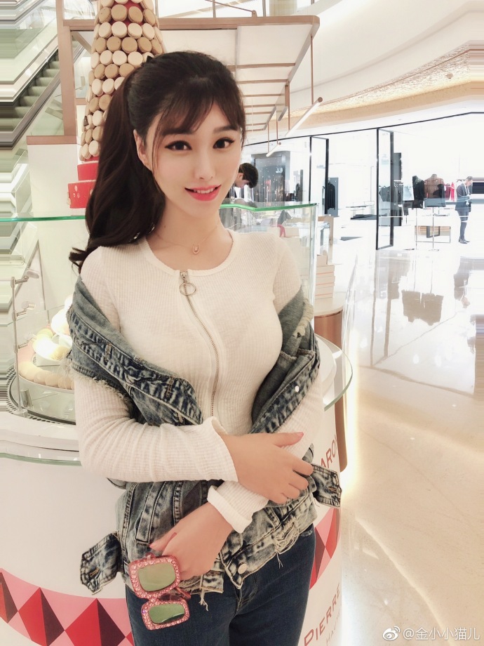 世界杯中国乳神私房照曝光