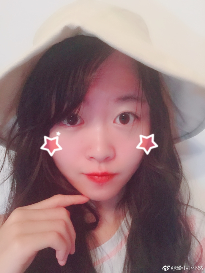 阳光少女助阵足金联赛