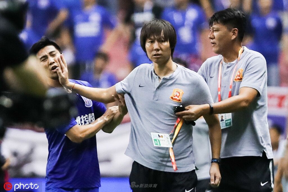 李铁怒推孙世林